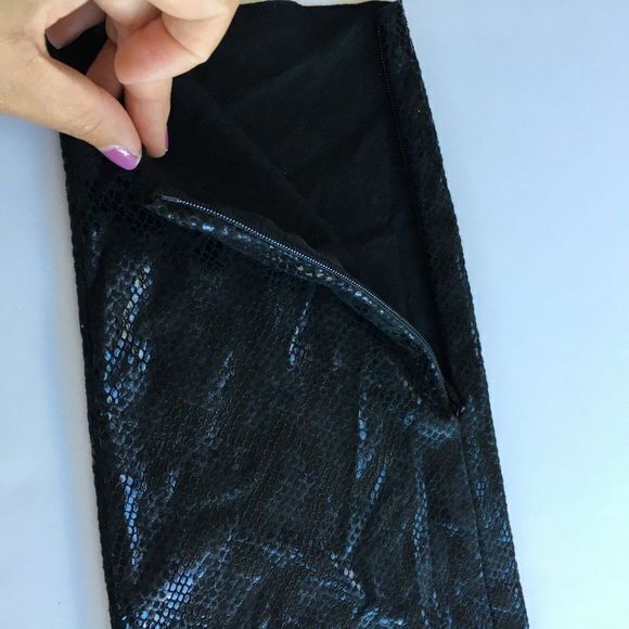 Zara Faux Snakeskin Python Liquid Legging Black Womens Size L - Picture 9 of 13